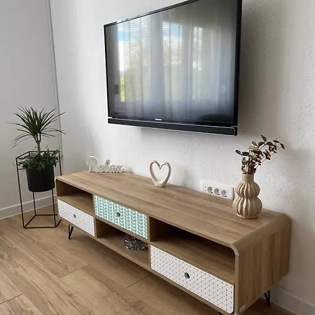 Apartment Tenen *